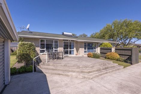 Photo of property in 5 Royleen Street, Casebrook, Christchurch, 8051