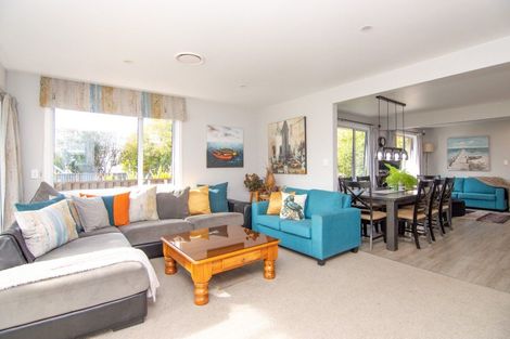 Photo of property in 45 Rata Street, Roslyn, Palmerston North, 4414