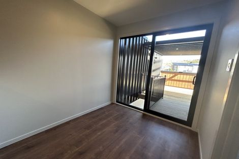 Photo of property in 126 Te Oneroa Way, Long Bay, Auckland, 0630