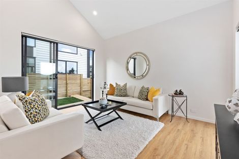 Photo of property in 1b Lemon Grove Lane, Greenhithe, Auckland, 0632