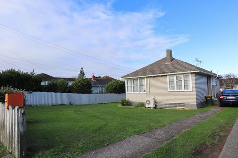 Photo of property in 55 Fairfield Road, Hawera, 4610