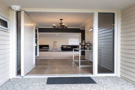 Photo of property in 8 Kitakita Grove, Motueka, 7120