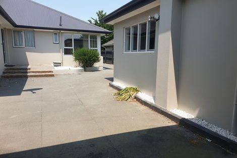 Photo of property in 37 Acacia Avenue, Upper Riccarton, Christchurch, 8041