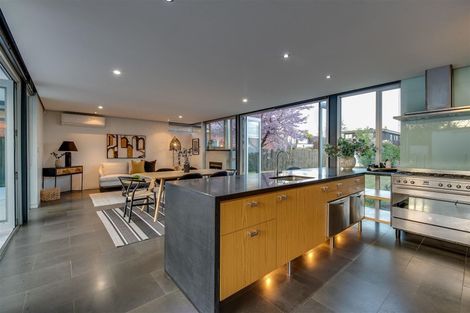 Photo of property in 37 Clifford Avenue, Merivale, Christchurch, 8014