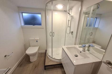 Photo of property in 33 Fulford Street, New Plymouth, 4310