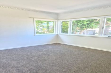 Photo of property in 15 Rogan Street, Mount Roskill, Auckland, 1041
