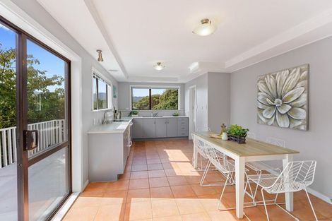 Photo of property in 167 Tutere Street, Waikanae Beach, Waikanae, 5036