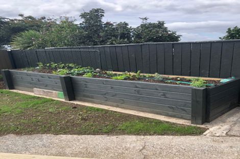 Photo of property in 12 Scott Street, Moturoa, New Plymouth, 4310