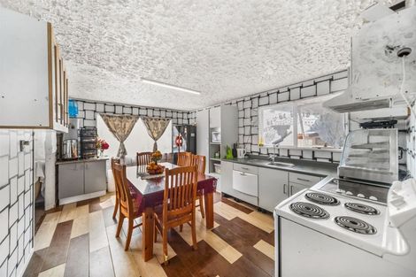 Photo of property in 4 Serrano Place, Clover Park, Auckland, 2023