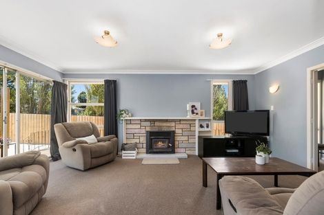 Photo of property in 87 Kawaha Point Road, Kawaha Point, Rotorua, 3010