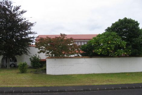 Photo of property in 19 Marywil Crescent, Hillcrest, Auckland, 0627
