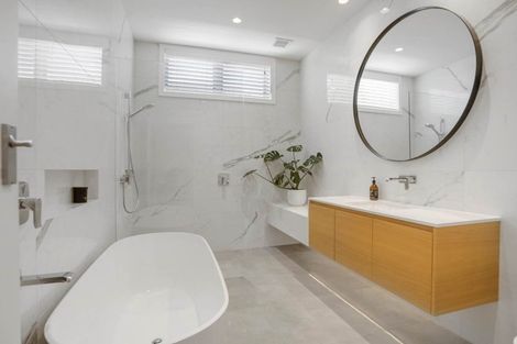 Photo of property in 15 Reimers Avenue, Mount Eden, Auckland, 1024