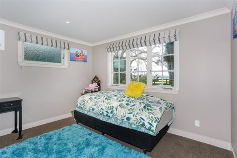 Photo of property in 242 Hull Road, Waiuku, 2682