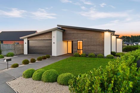 Photo of property in 15 Frank Ernest Crescent, Prebbleton, 7604