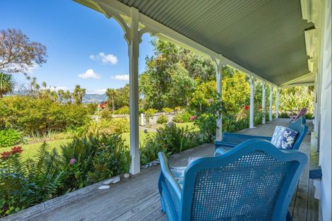 Photo of property in 5849 Christchurch Akaroa Road, Duvauchelle, Akaroa, 7582