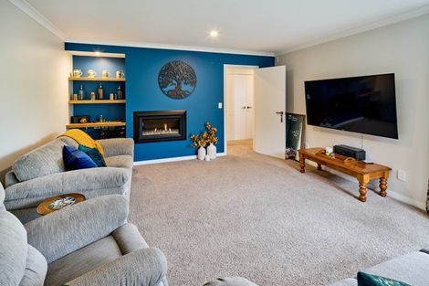 Photo of property in 7a Bermer Road, Belmont, Lower Hutt, 5010