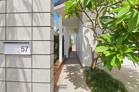 Photo of property in 57 Wainui Avenue, Point Chevalier, Auckland, 1022