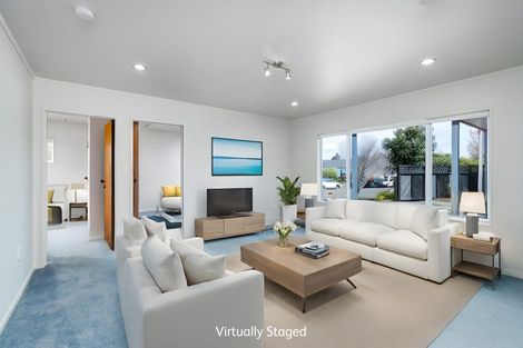 Photo of property in 26 Heta Road, Highlands Park, New Plymouth, 4312