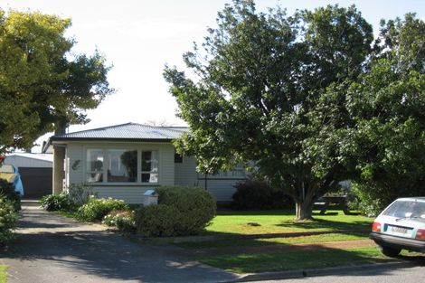 Photo of property in 28 Henley Crescent, Pirimai, Napier, 4112