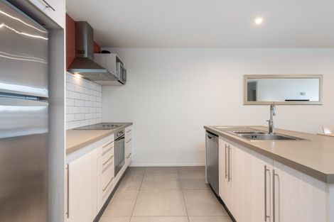 Photo of property in 2-06/424 Maunganui Road, Mount Maunganui, 3116