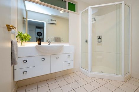 Photo of property in 2 Coleman Terrace, Hospital Hill, Napier, 4110