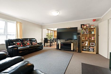 Photo of property in 111 Bryant Road, St Andrews, Hamilton, 3200