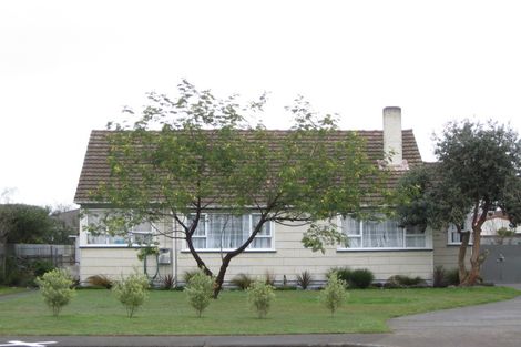 Photo of property in 1008 Saint Aubyn Street West, Saint Leonards, Hastings, 4120