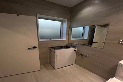 Photo of property in 32 Lime Hill Rise, Flat Bush, Auckland, 2019