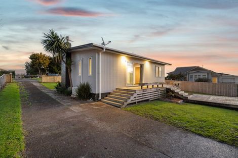 Photo of property in 42 Gibson Road, Tuakau, 2121