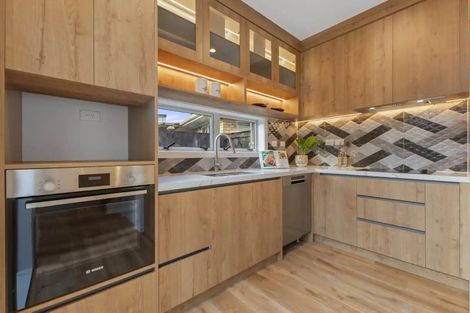 Photo of property in 20 Barrie Avenue, Papatoetoe, Auckland, 2025