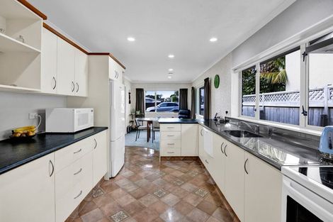 Photo of property in 148 Carrington Street, Lower Vogeltown, New Plymouth, 4310