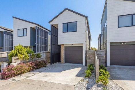 Photo of property in 25 John Gray Street, Papakura, 2110