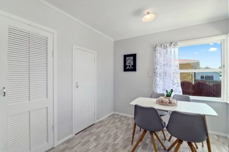 Photo of property in 18 Turner Drive, Western Heights, Rotorua, 3015