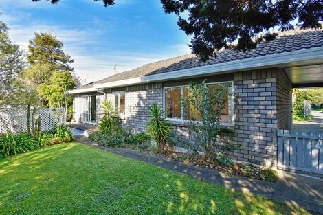 Photo of property in 2/10 Kenwick Place, Burswood, Auckland, 2013