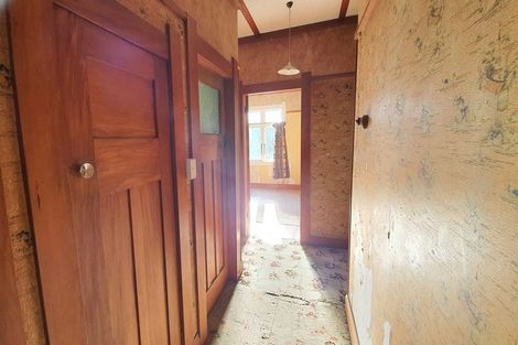 Photo of property in 77 Cordelia Street, Stratford, 4332