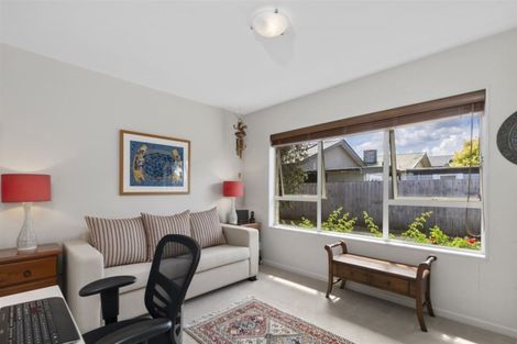 Photo of property in 1/86 Eversleigh Road, Belmont, Auckland, 0622