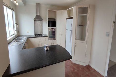 Photo of property in 4 Comber Place, Johnsonville, Wellington, 6037