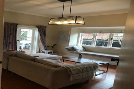 Photo of property in 7 Otahuri Crescent, Greenlane, Auckland, 1051