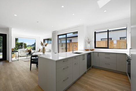 Photo of property in 61 Kelly Road, Cambridge, 3434