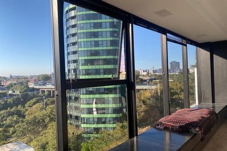 Photo of property in 9d/2 Saint Martins Lane, Grafton, Auckland, 1010