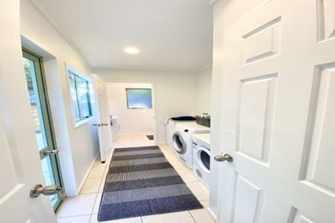 Photo of property in 12 Shannon Place, Torbay, Auckland, 0630