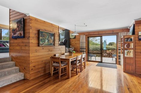 Photo of property in 30 Lastel Place, Shelly Park, Auckland, 2014