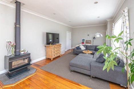 Photo of property in 97 Liverpool Street, College Estate, Whanganui, 4500