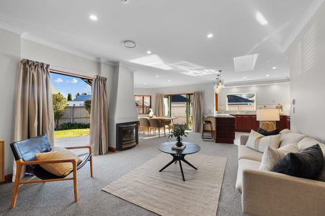 Photo of property in 128 Lake Terrace Road, Burwood, Christchurch, 8061