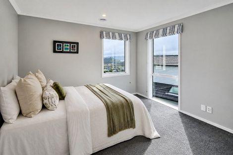 Photo of property in 60 Endeavour Drive, Whitby, Porirua, 5024
