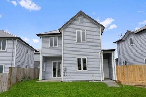 Photo of property in 2 Warbler Crescent, Papakura, 2110