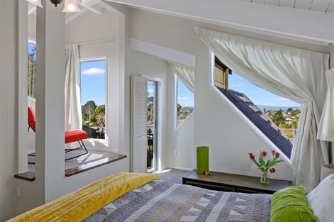 Photo of property in 673 East Coast Road, Browns Bay, Auckland, 0630