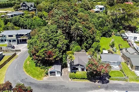 Photo of property in 25-27 Onaero Beach Road, Onaero, Waitara, 4383