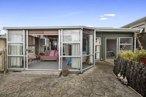 Photo of property in 341a Devon Street West, New Plymouth, 4310
