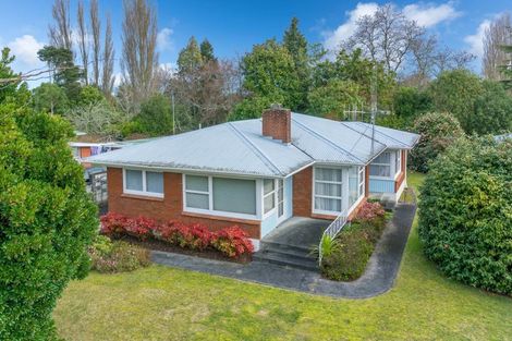 Photo of property in 27 Hooker Avenue, Chedworth, Hamilton, 3210